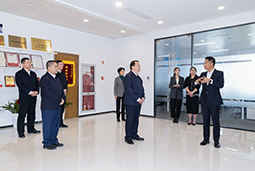 龚正市长走访服务USDT钱包(中国)国际等重点企业，真心实意为企解忧、助企增利、促企开展